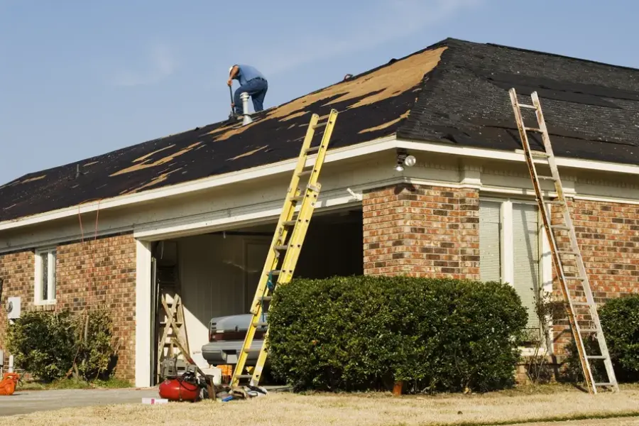 How To Choose The Right Roofing Contractor For Your Home in Hobbs, NM How To Choose The Right Roofing Contractor For Your Home in Hobbs, NM